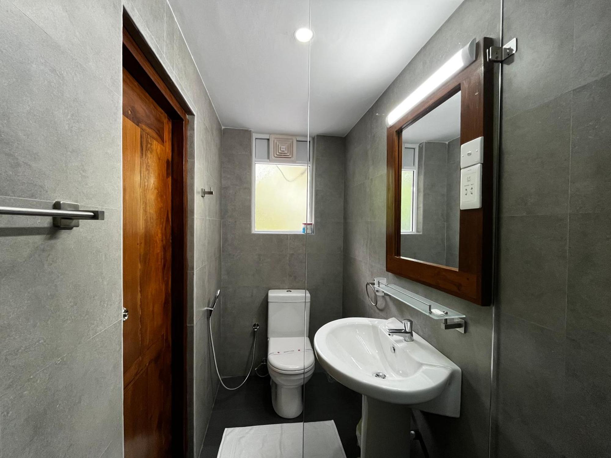 Livin Lush Luxury Retreat Hotell Anuradhapura Exteriör bild
