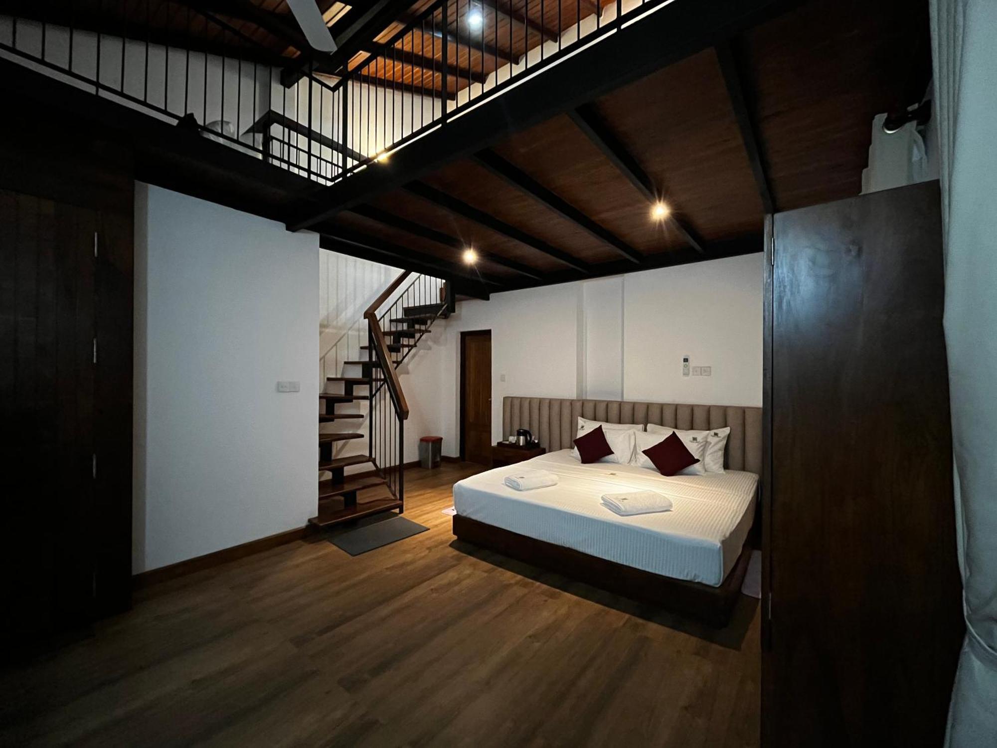 Livin Lush Luxury Retreat Hotell Anuradhapura Exteriör bild